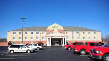 Holiday Inn Express & Suites Urbana-Champaign (U of I Area), an IHG Hotel