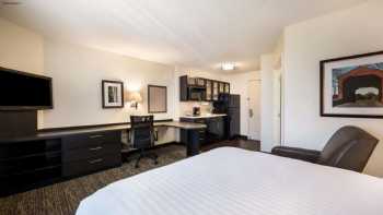 Sonesta Simply Suites Chicago Libertyville