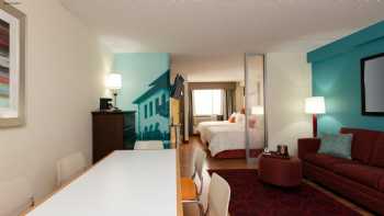 Hotel Indigo Chicago-Vernon Hills, an IHG Hotel