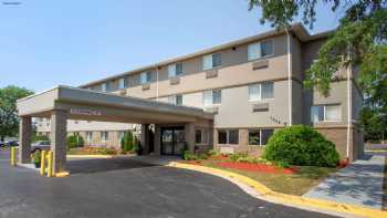 Comfort Inn Rockford near Casino District