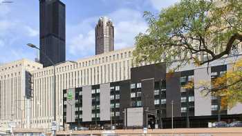 Holiday Inn & Suites Chicago-Downtown, an IHG Hotel