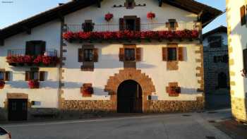 CASA RURAL JUANZORENA