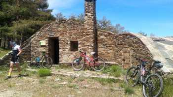 Refugio Vivac Piedra Negra