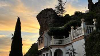 Solana de Granada - Outdoor & Climbing Hostel