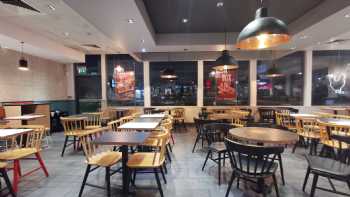 KFC Heathrow - Bath Road