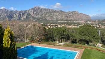 Hotel Checkin Montserrat