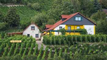 Hotel und Weinrestaurant - Zur Sonnenuhr Freyburg