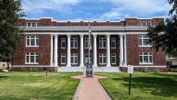 Live Oak County Courthouse