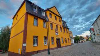 Hotel &quotZum Hirsch" Lucka