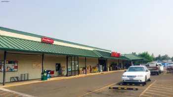 Bi-Mart Membership Discount Stores