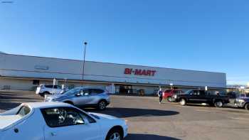 Bi-Mart Membership Discount Stores