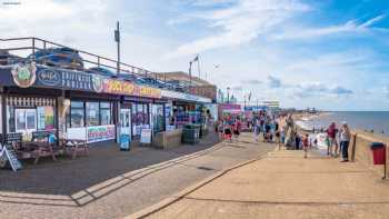 Driftwood Cafe & Ice Cream Parlour