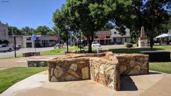 Somervell County Courthouse