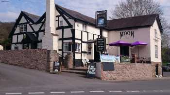 The Moon Inn