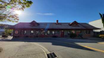 McMenamins Roseburg Station Pub & Brewery