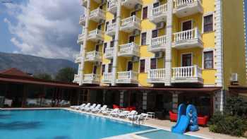 Amelas Gold Hotel