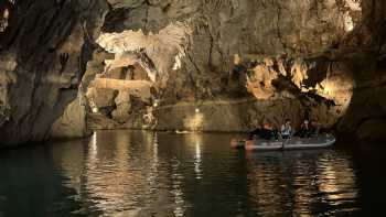 Altinbesik Höhle