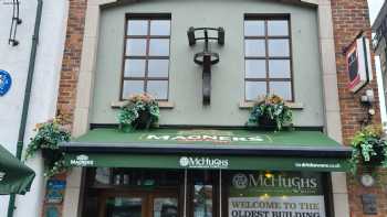 McHughs Bar and Restaurant