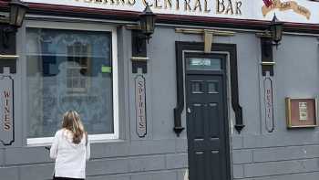 Mc Mullan's Central Bar