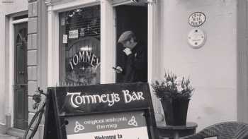 Tomney's Bar