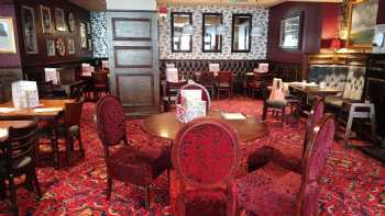 The Pontlottyn - JD Wetherspoon