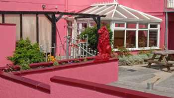 The Red Lion Inn Pembrey. Bed and Breakfast