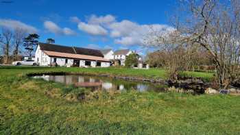 Jabajak Vineyard Restaurant with Rooms