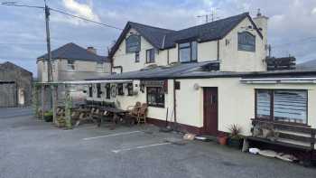 Y Glyntwrog Inn