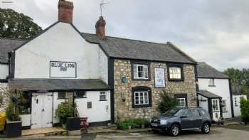 The Blue Lion Inn Cwm