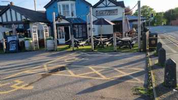 Plough Inn Gresford pub