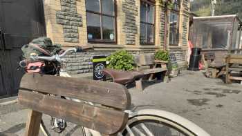 Refreshment Rooms