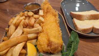 Rowlies Fish & Chips