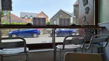 The Dulais cafe