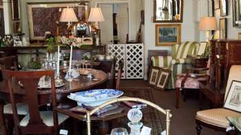 Goldsborough Glynn Classic Furnishings & Finds