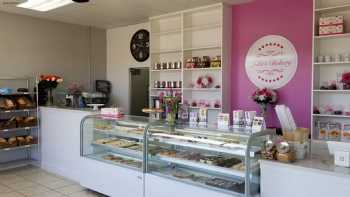 Julie's Bakery