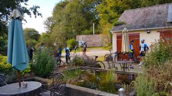 Riverbank Cafe and Farm Shop