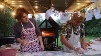 Dough Diddley's Pizza Tent