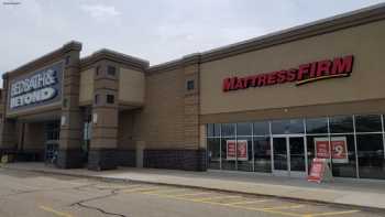 Mattress Firm Hookset Crossing