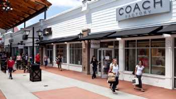 Merrimack Premium Outlets