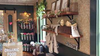 Maple Street Mercantile