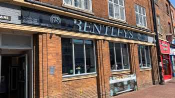 Bentleys Bar & Grill