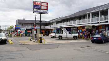 Patriot's Corner Grocery Store