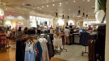 American Eagle & Aerie Store