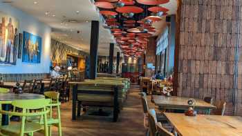 Nando's Hatfield