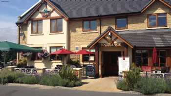 Oak Tree Farm - Dining & Carvery