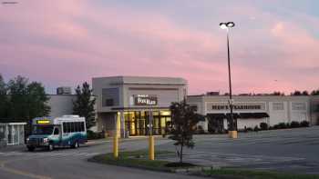 Mall at Fox Run