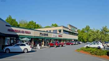 Salem Park Plaza