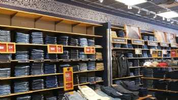 Levi's Outlet Store