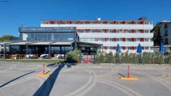 Blue Port Hotel