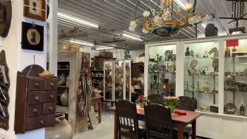 Flying Pig Antiques